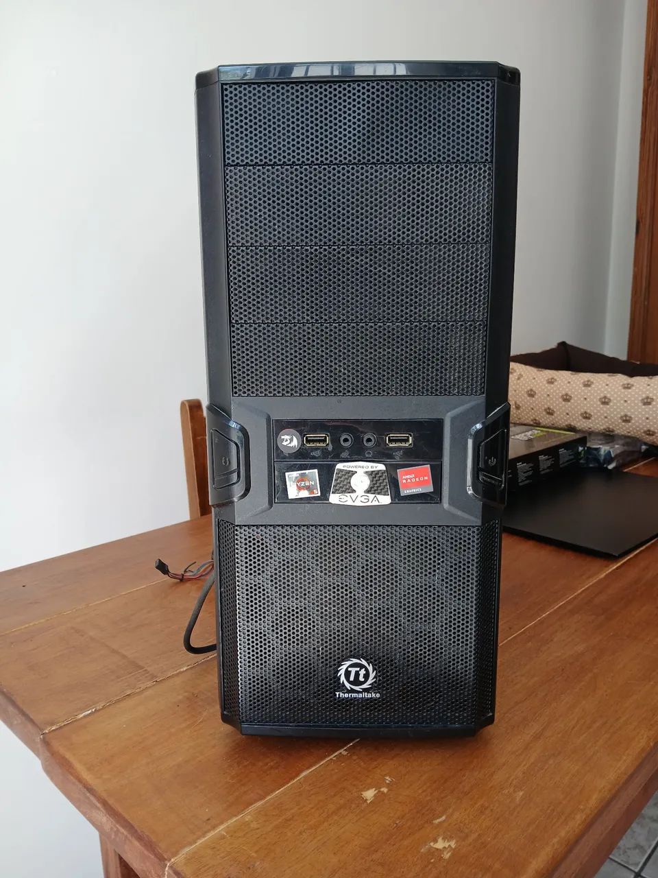 Gabinete Thermaltake ATX V3