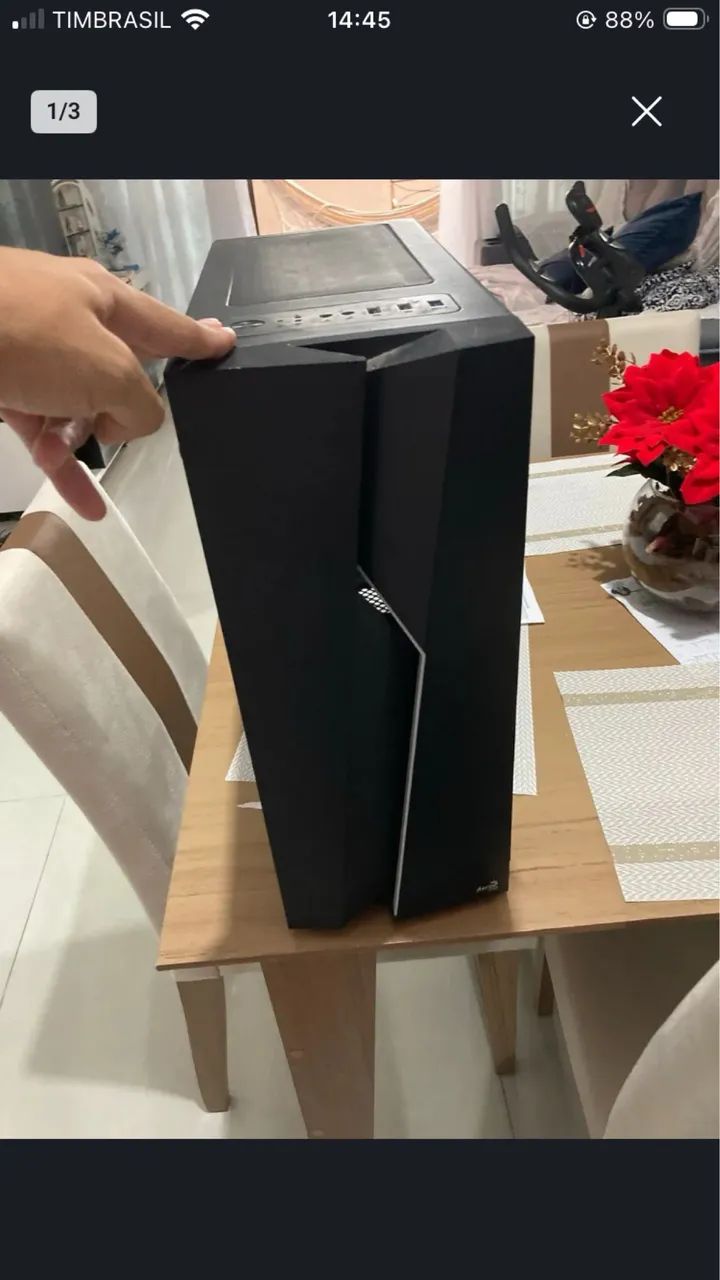 Gabinete RGB Aerocool