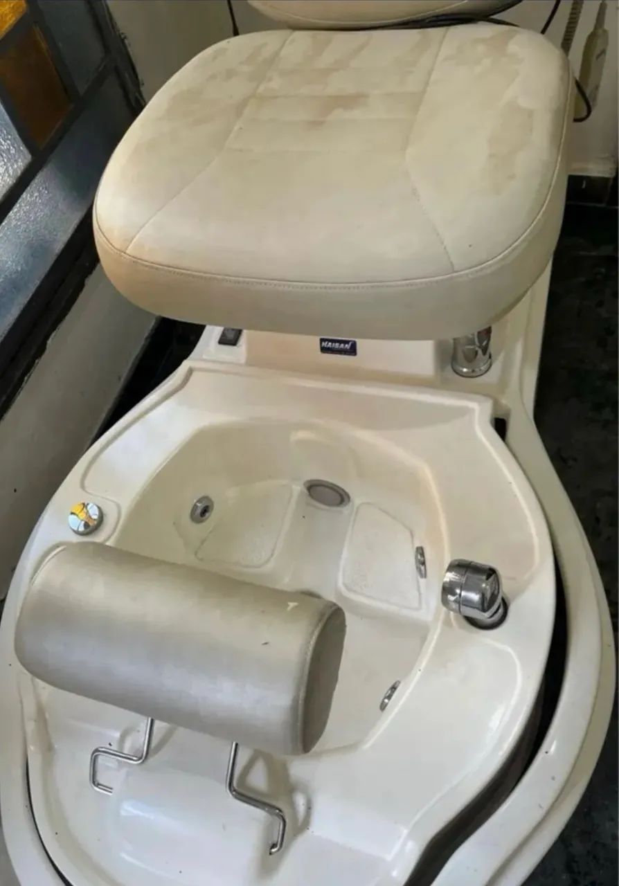 Cadeira Spa de Massagem - Pedicure e Salão de Beleza - Foto 2