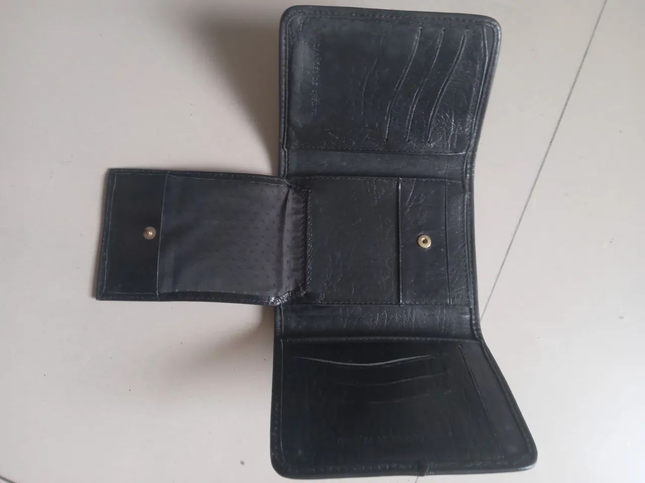 Bolsa/carteira e cintos - Foto 5