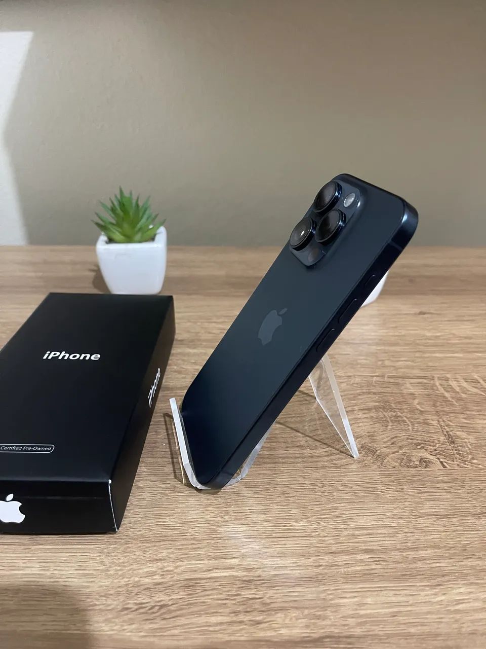 iPhone 15 Pro 256GB  - Foto 2