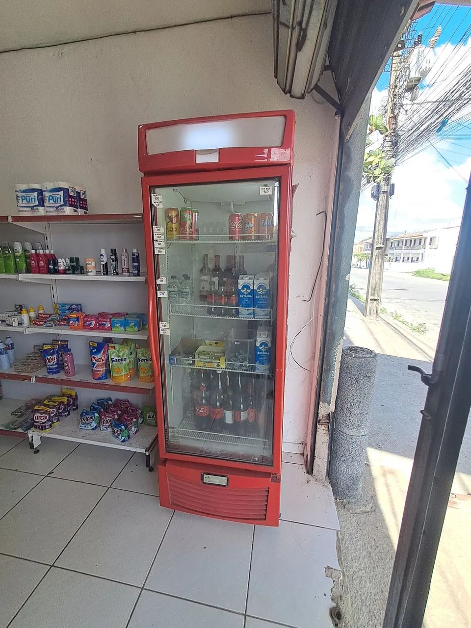 Vendo frizer. Expositor e prateleiras. Balança e balcão de atendimento. - Foto 6