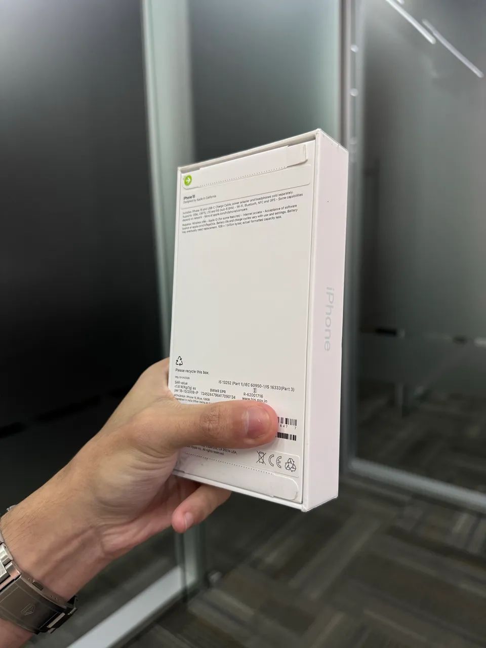 iPhone 15 - 128gb  - Foto 3