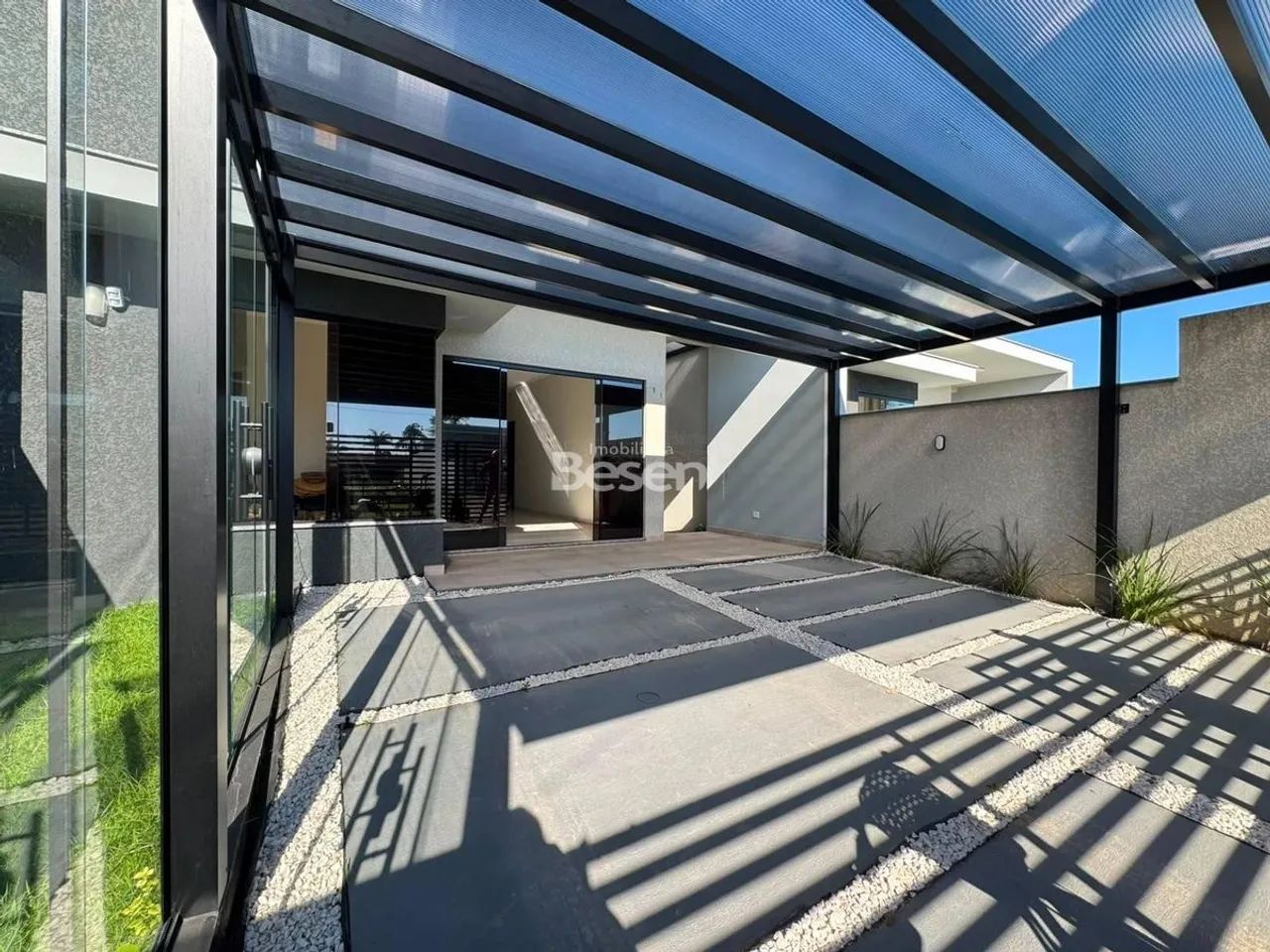 LINDO IMÓVEL COM EXCELENTE CONSTRUÇÃO - Foto 5
