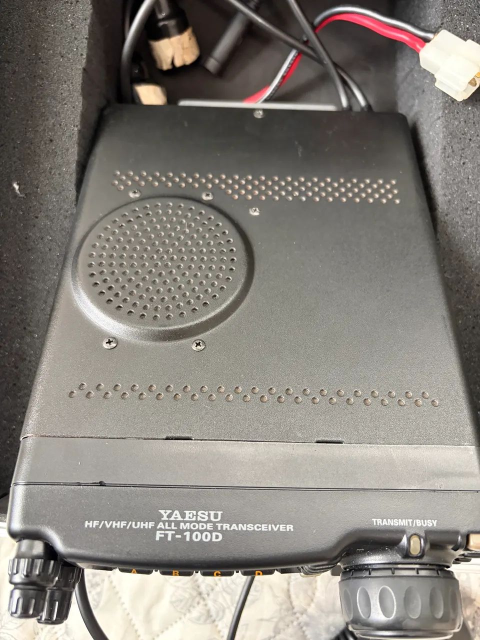 Rádio Yaesu FT 100D