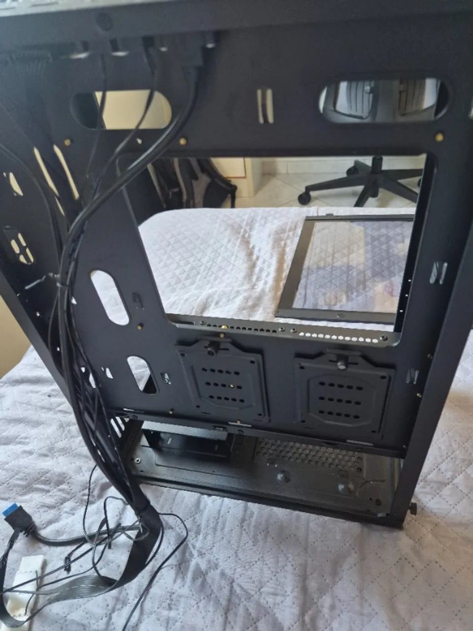 Gabinete MONTECH X3 MESH  - Foto 3