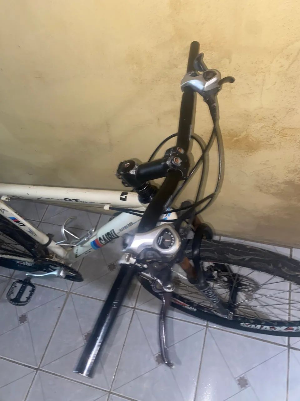 Vendo bicicleta aro 24 freio hidráulico  - Foto 4