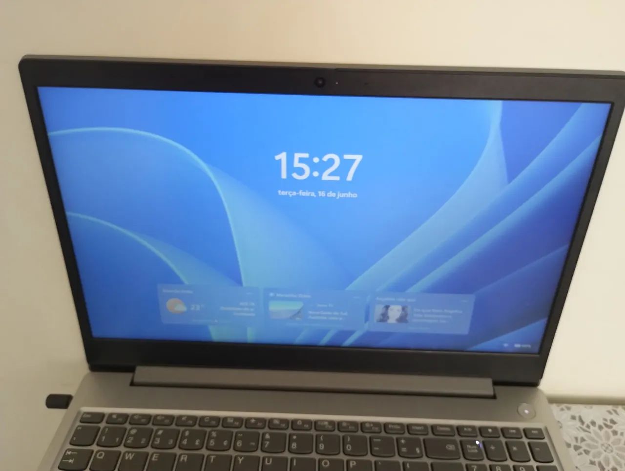 Notebook Lenovo idealpad i5  - Foto 2