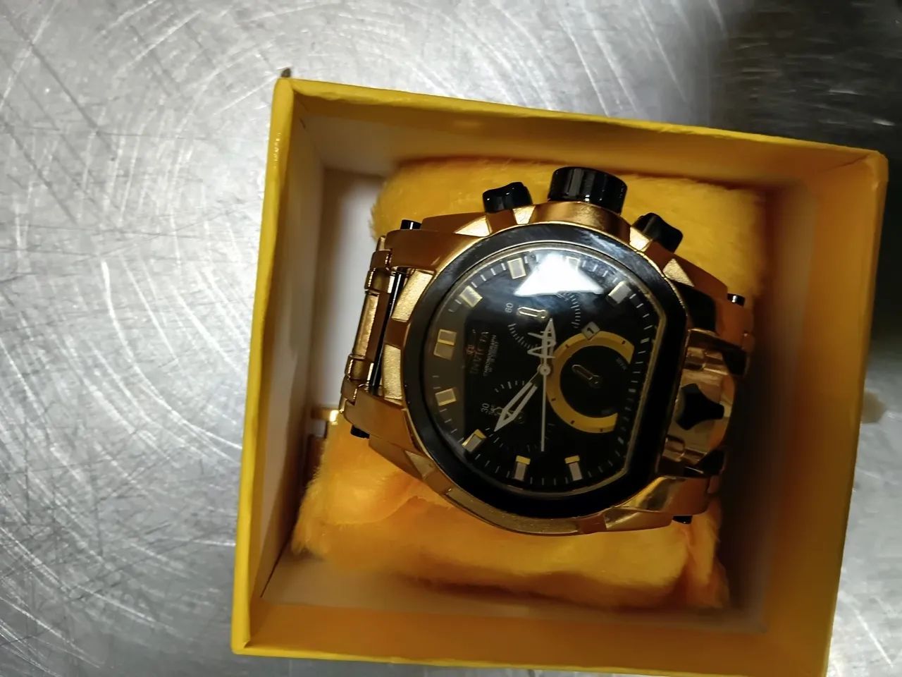 Estou vendendo este relógio novo original INVICTA  - Foto 4