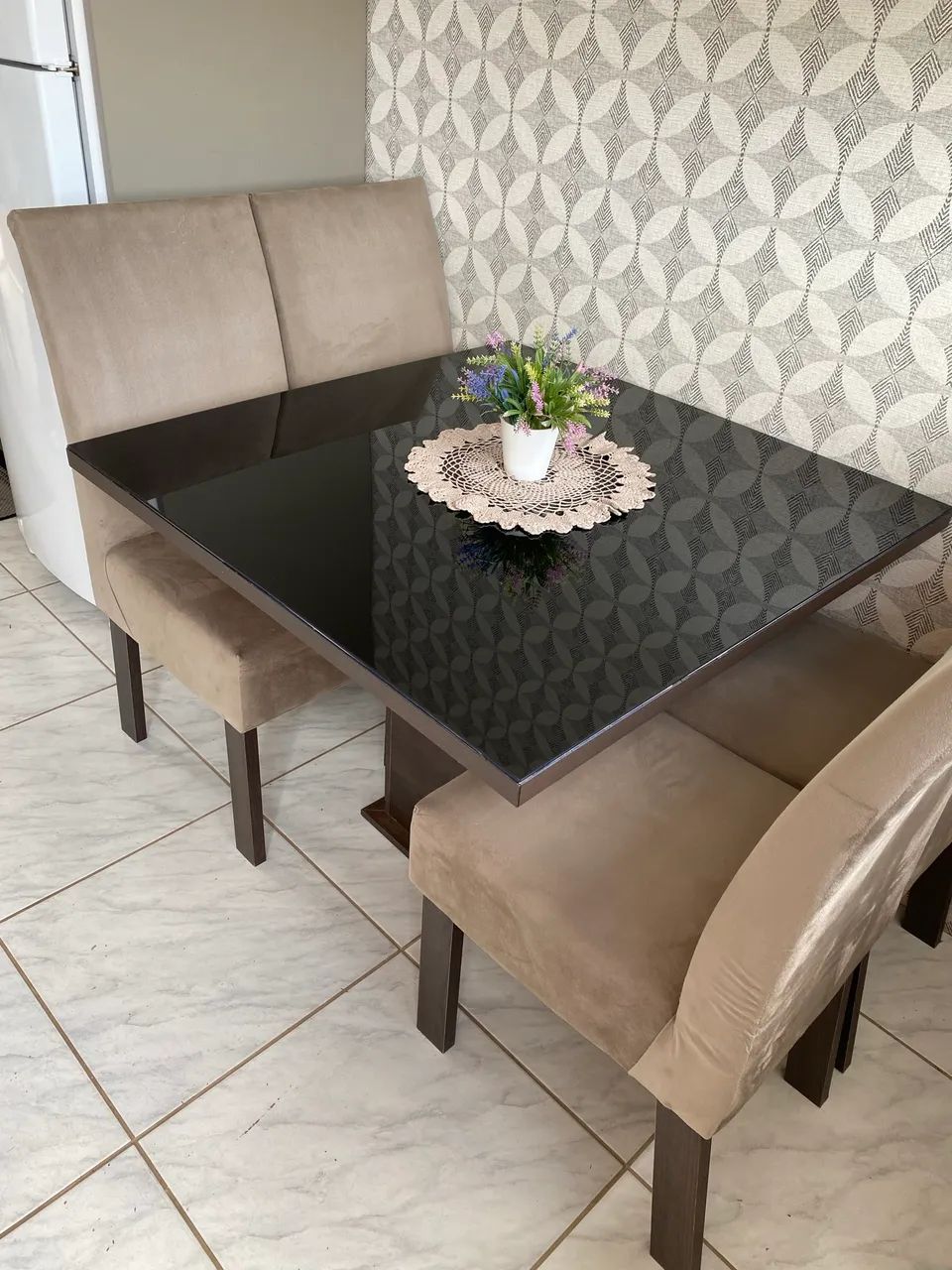 Mesa Jantar vidro +  4 Cadeiras Estofadas - Entrego  - Foto 5