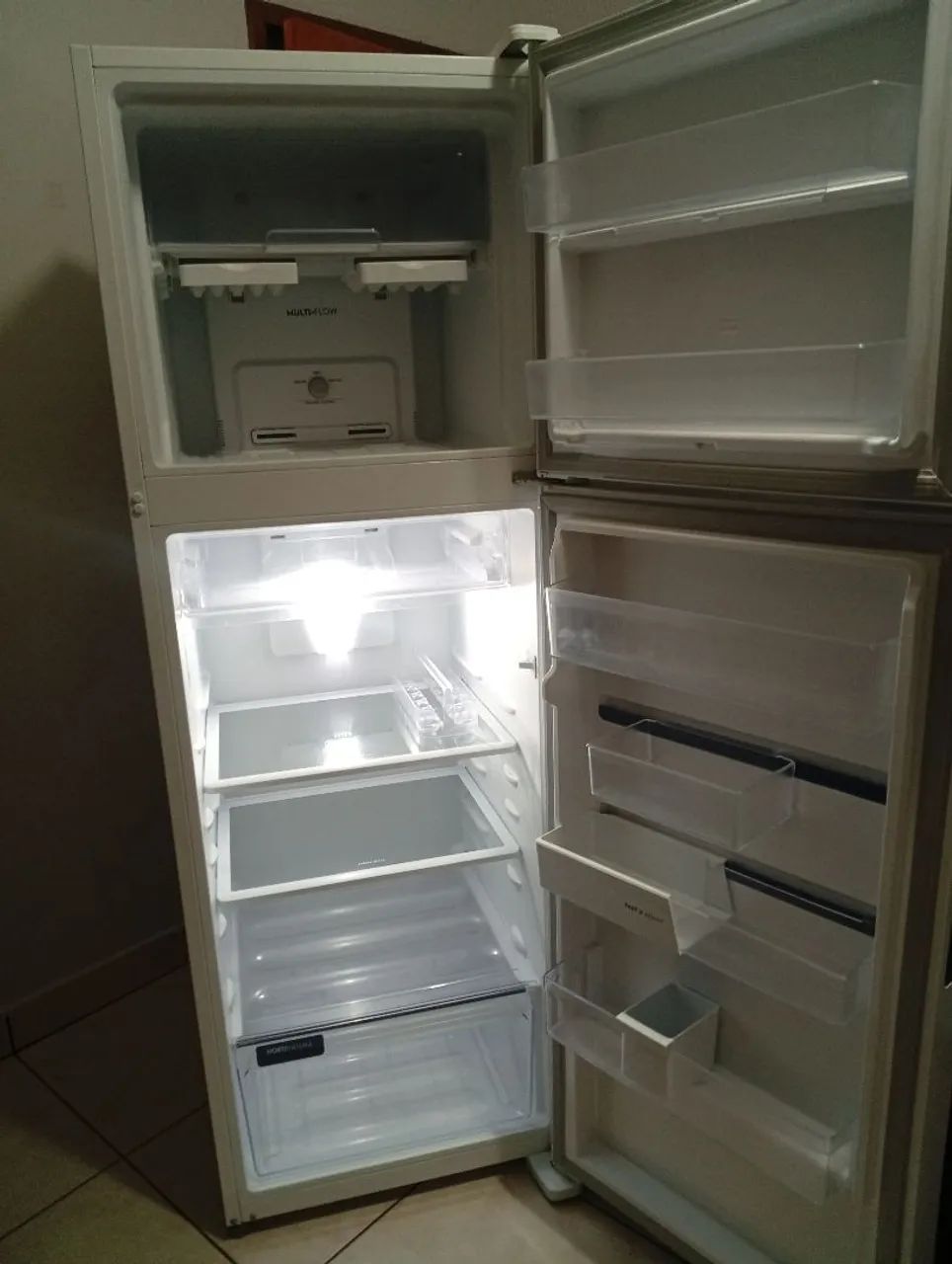 Geladeira Electrolux Inverter  - Foto 4