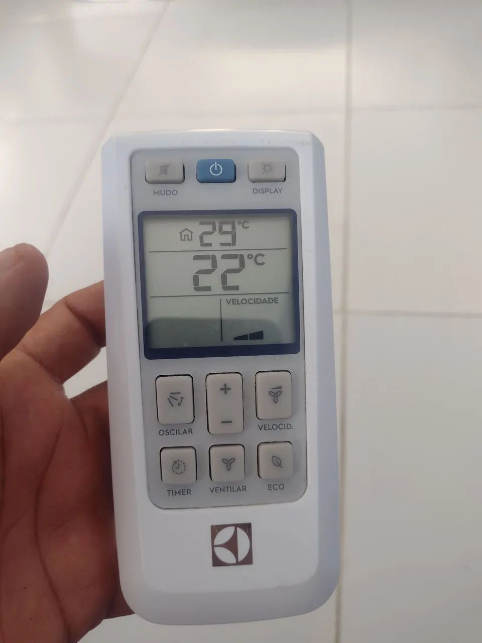 Controle de ar condicionado Eletrolux  - Foto 3