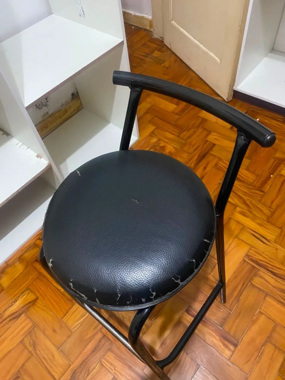 Cadeira de barbeiro profissional  - Foto 3