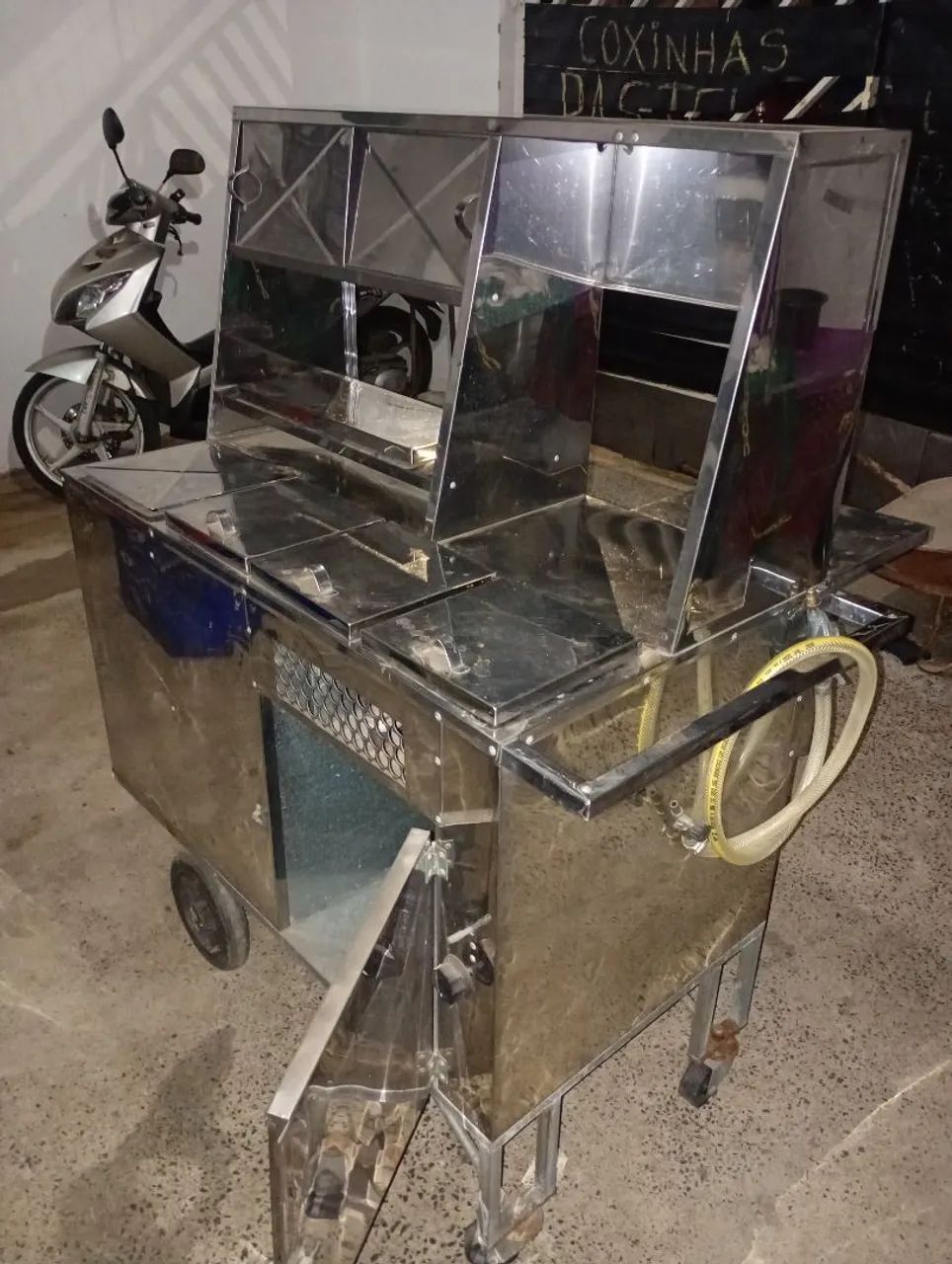 Oportunidade - Carrinho de Cachorro Quente