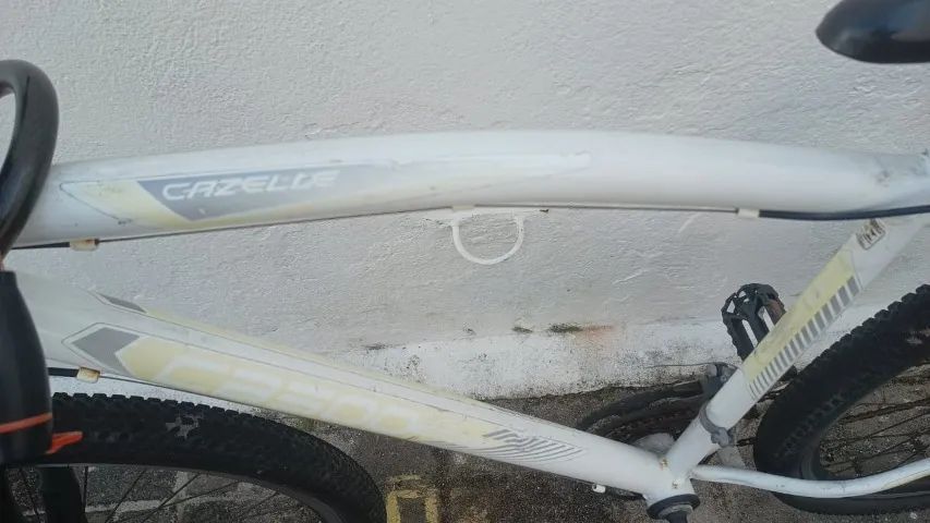 Bicicleta 18 marchas aro 26 - Foto 2