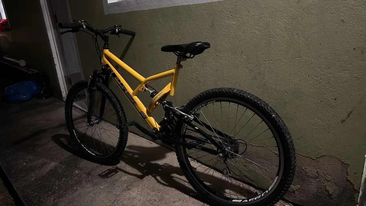 Bicicleta GPS Aro 26 Full Suspension Amarela  - Foto 3