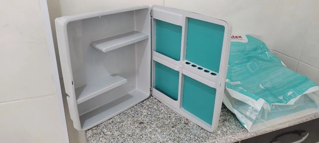 Gabinete de banheiro 