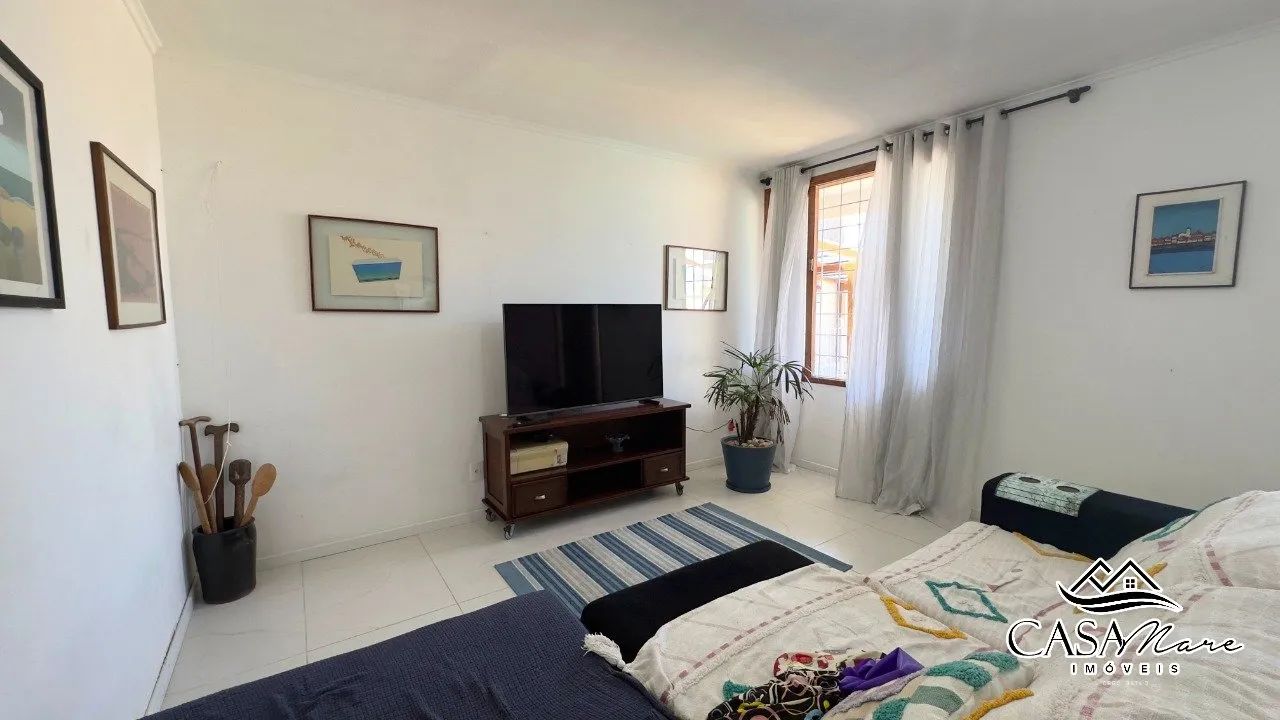 Casa à venda em Coqueiros com 04 dormitórios - Foto 4