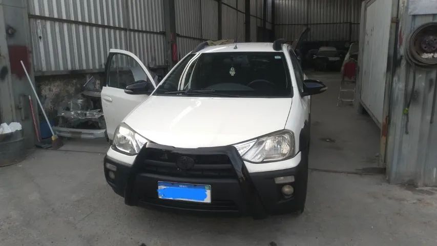 Toyota Etios ETIOS CROSS 1.5 Flex 16V 5p Mec. 2014