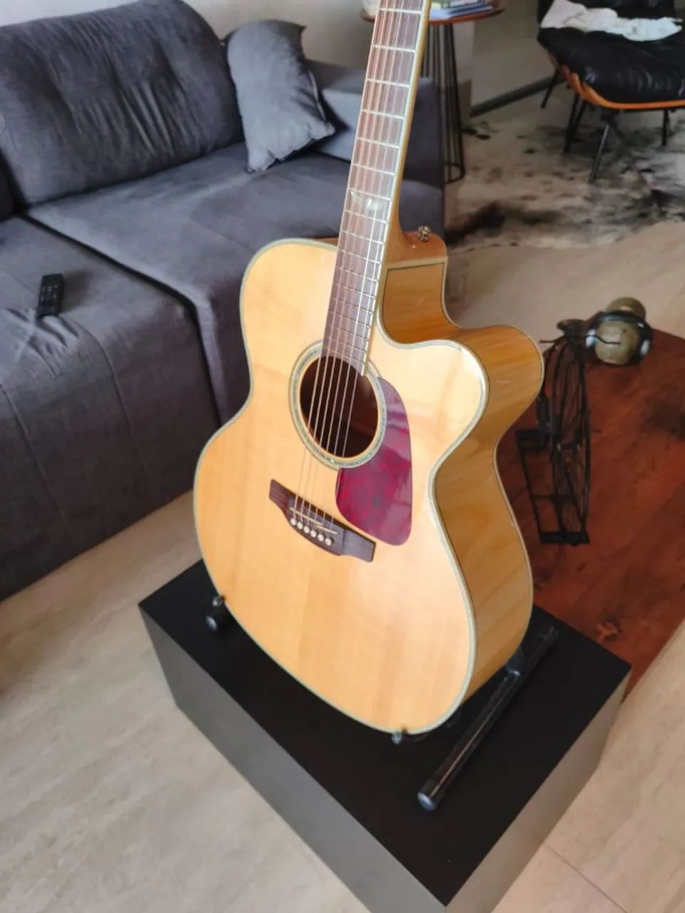 Takamine GJ 72