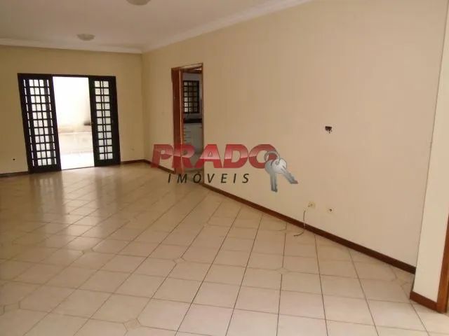 Geminado para alugar em Maringá, Zona 07, com 3 quartos, com 185 m² - Foto 3