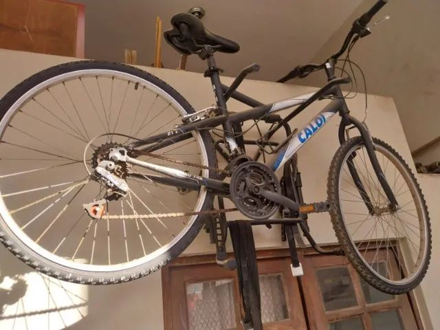 bicicleta caloi pouquissimo uso - Foto 2