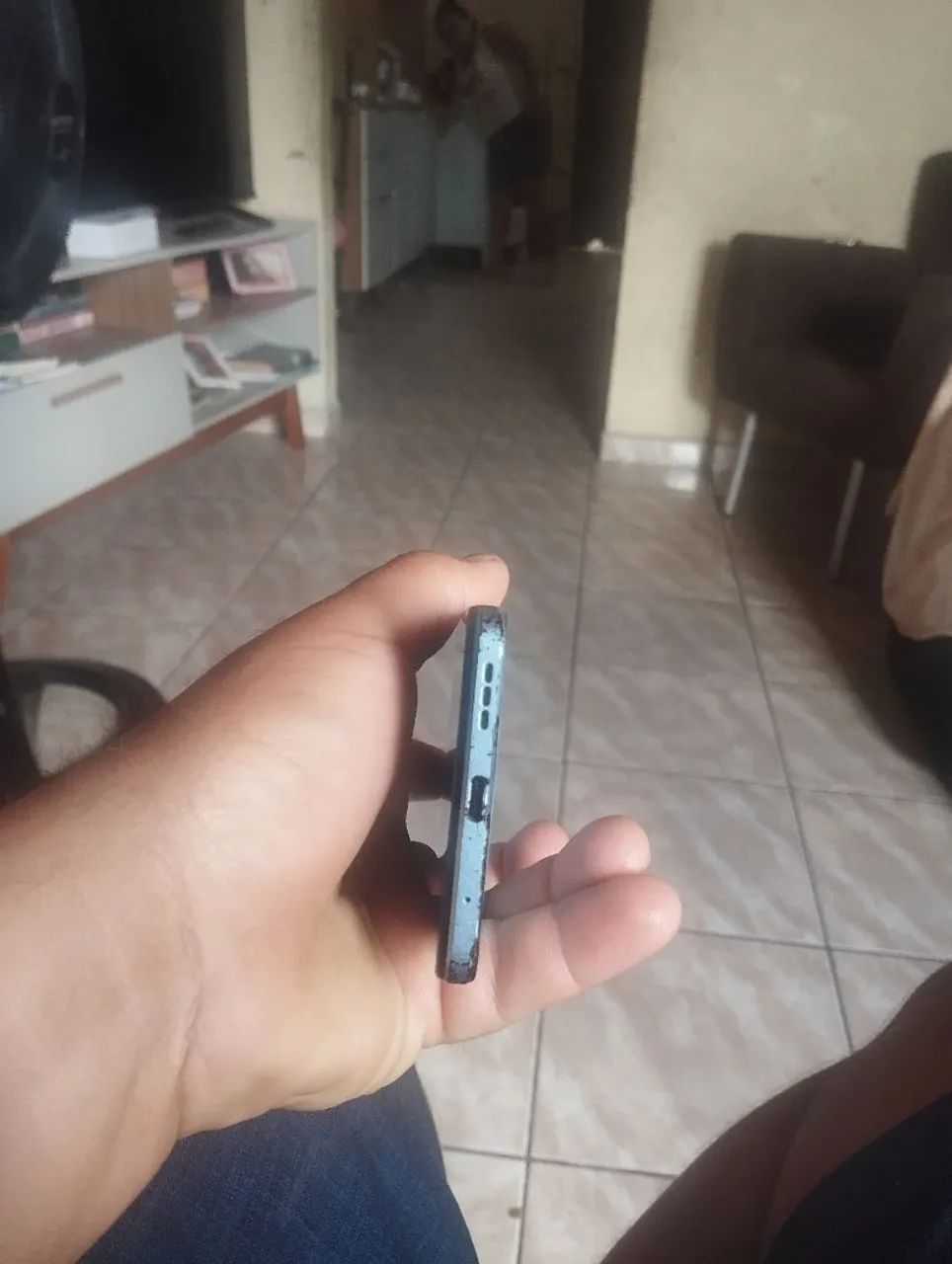 Vendo celular Moto E22 - Foto 5