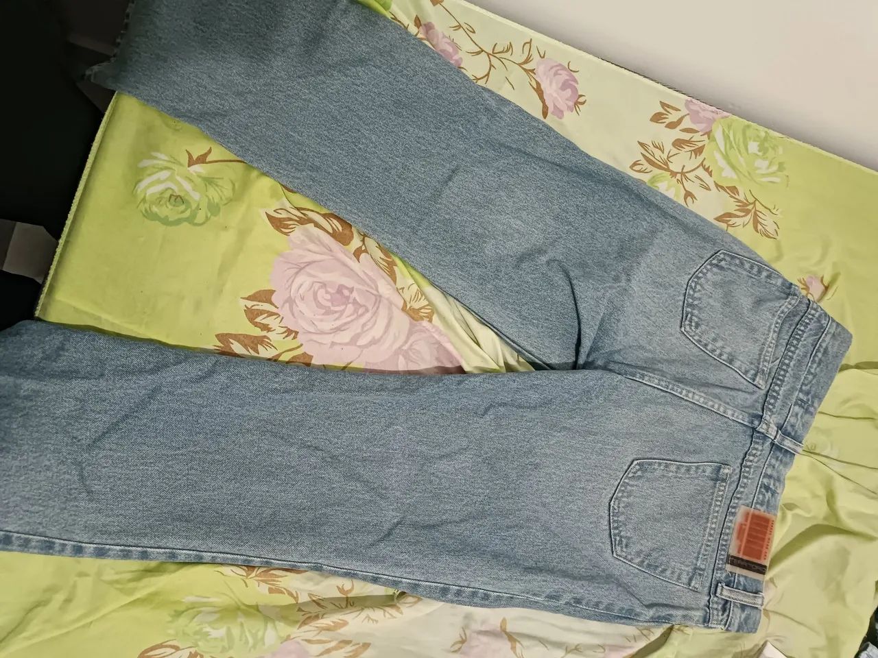 CALÇA JEANS FEMININA VINTAGE MARCA TERRITÓRIO  - Foto 2