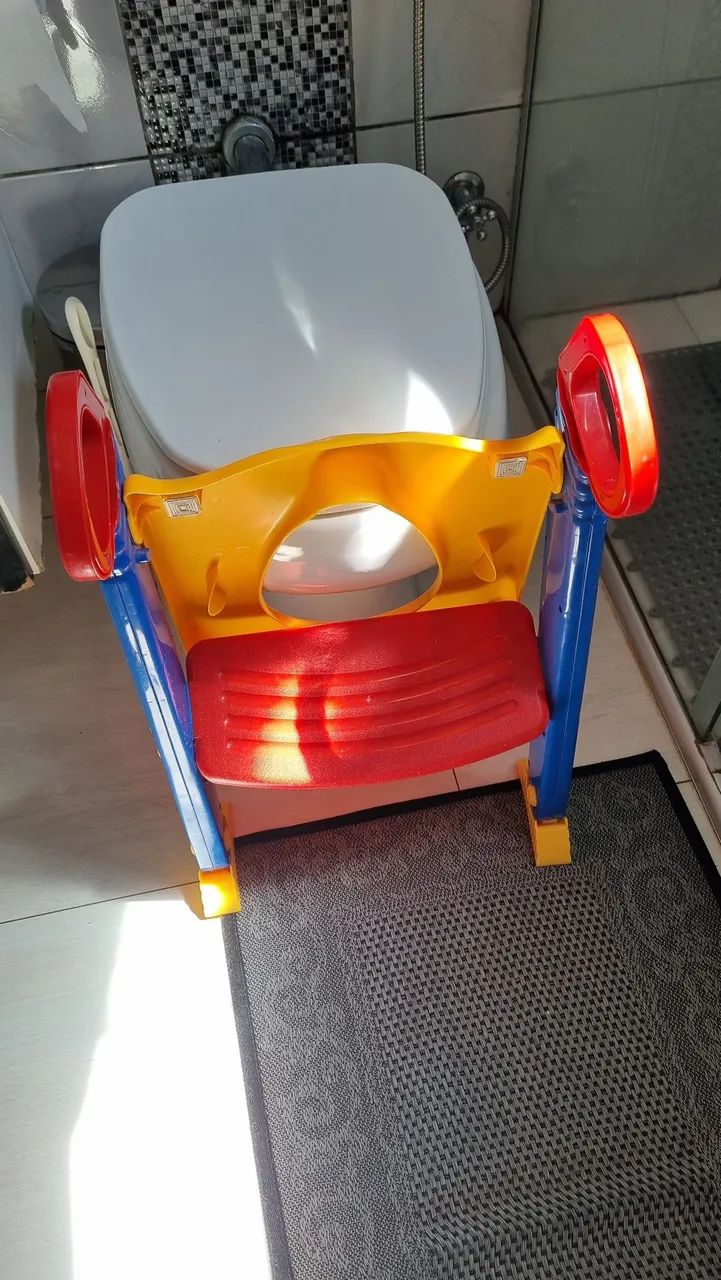 TRONINHO INFANTIL 