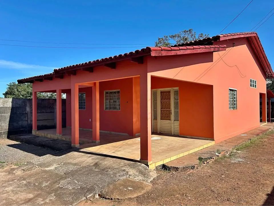.CASA BEM LOCALIZADA COM EXCELENTE QUINTAL - Foto 2
