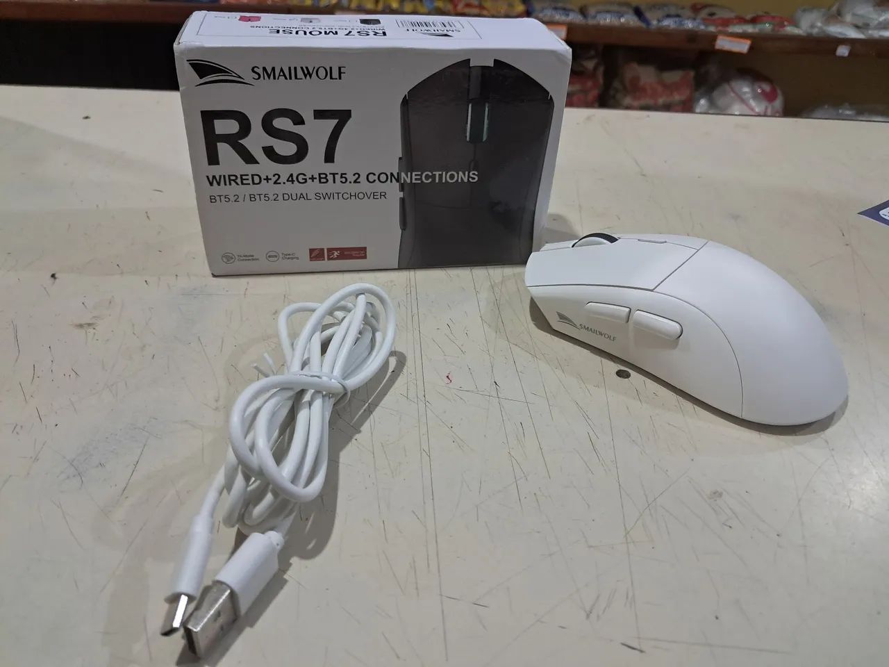 Mouse gamer sem fio RS7 da smailwolf  - Foto 2