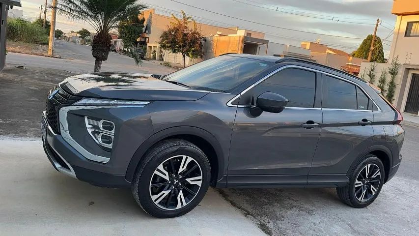 Mitsubishi Eclipse Cross HPE 1.5 16V 165cv AUT 2023 2023