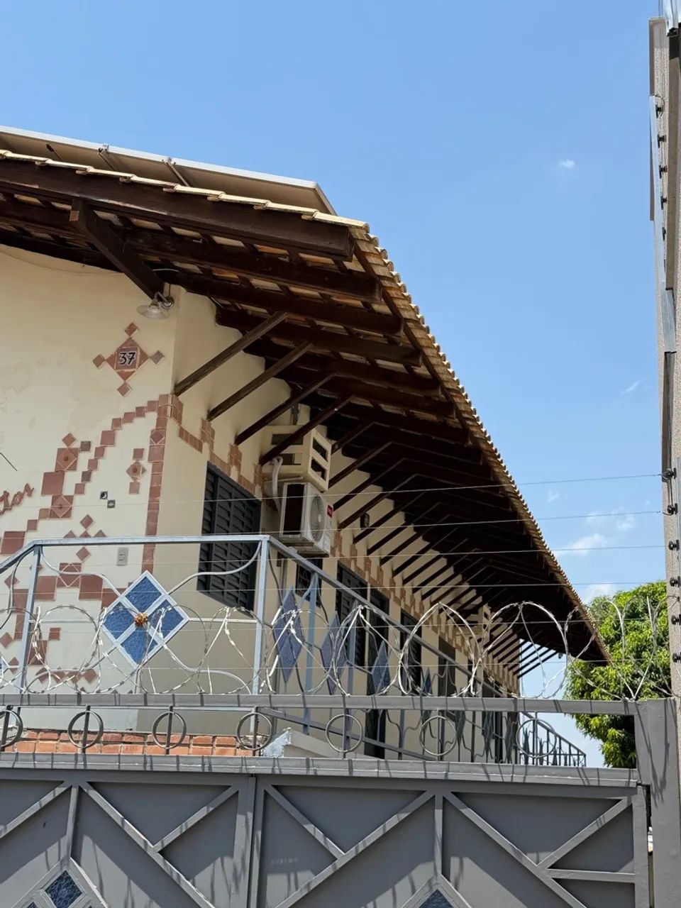 Alugo kitnet para Mulher no centro de Cuiabá  - Foto 2