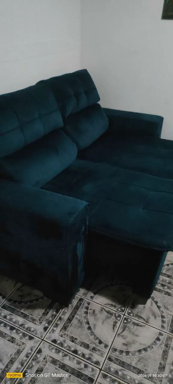 Selling a fully functional reclining and pull-out sofa65568165644930120