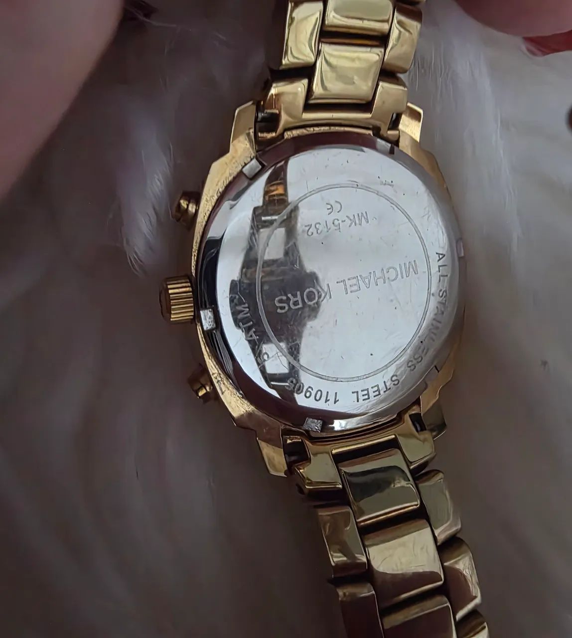 Relógio Michael Kors dourado - Foto 5