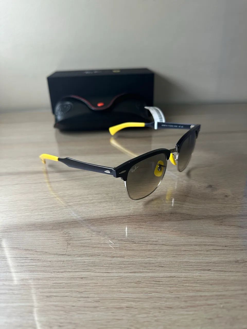 Óculos Solar Ray Ban Ferrari - Foto 3