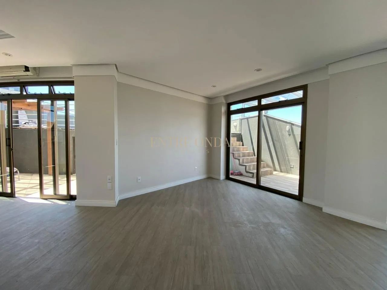 Cobertura com 3 quartos no bairro Bom Abrigo, Florianópolis. - Foto 2