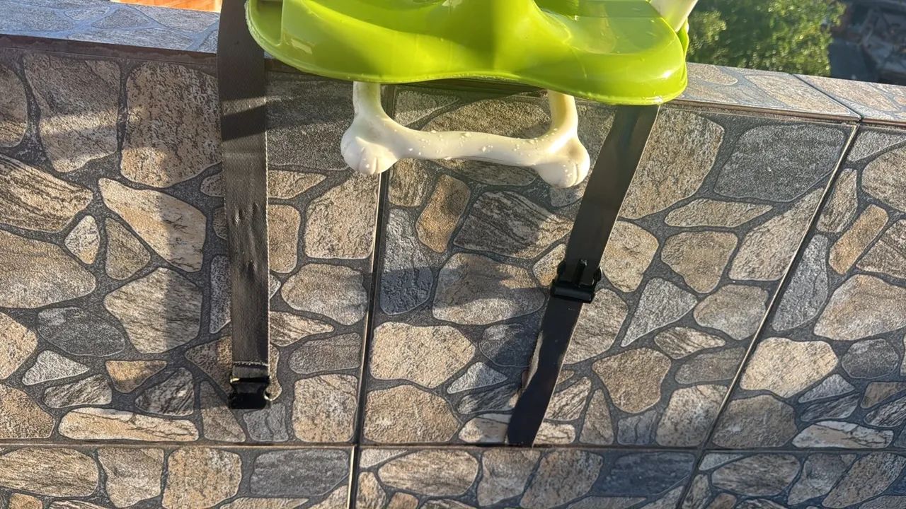 Cadeira de alimentação  - Foto 3