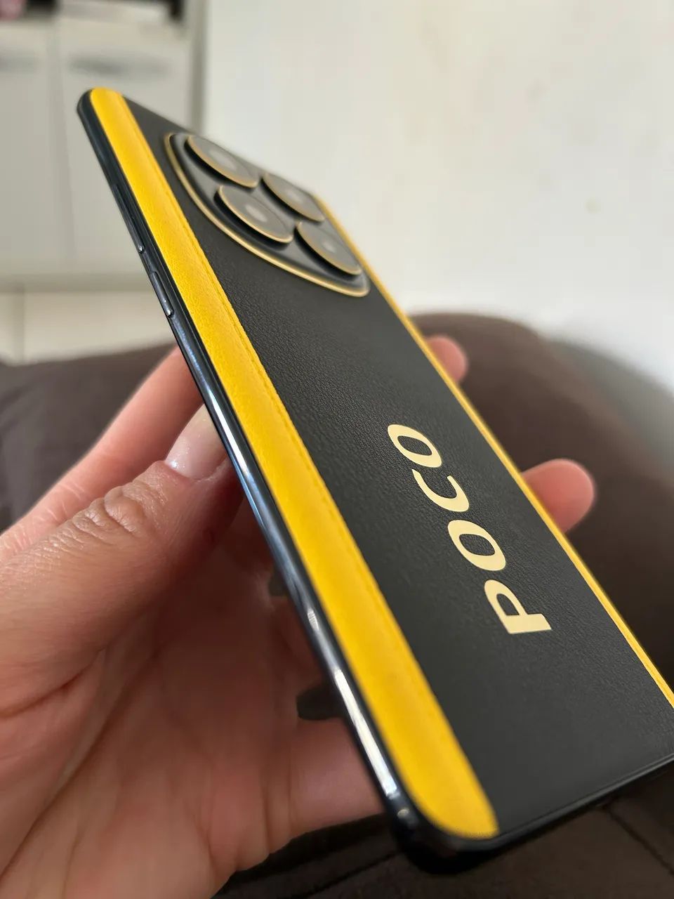 Celular Poco X7