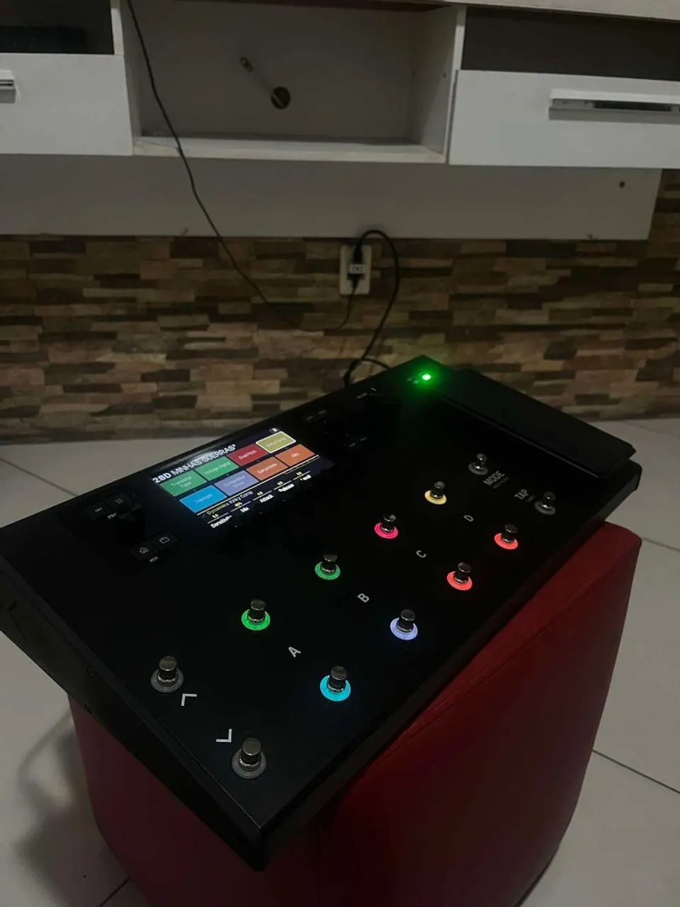 line 6 helix
