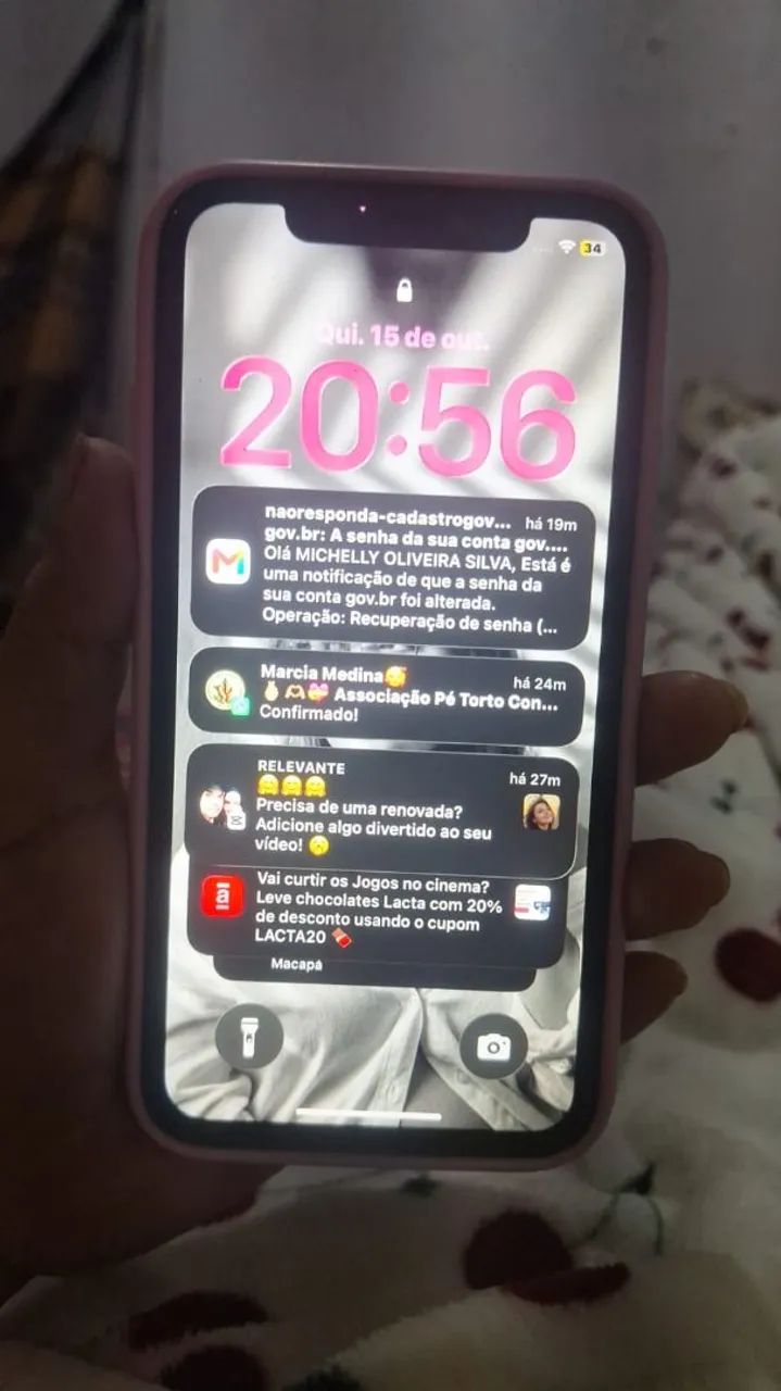 A54 e iPhone 11