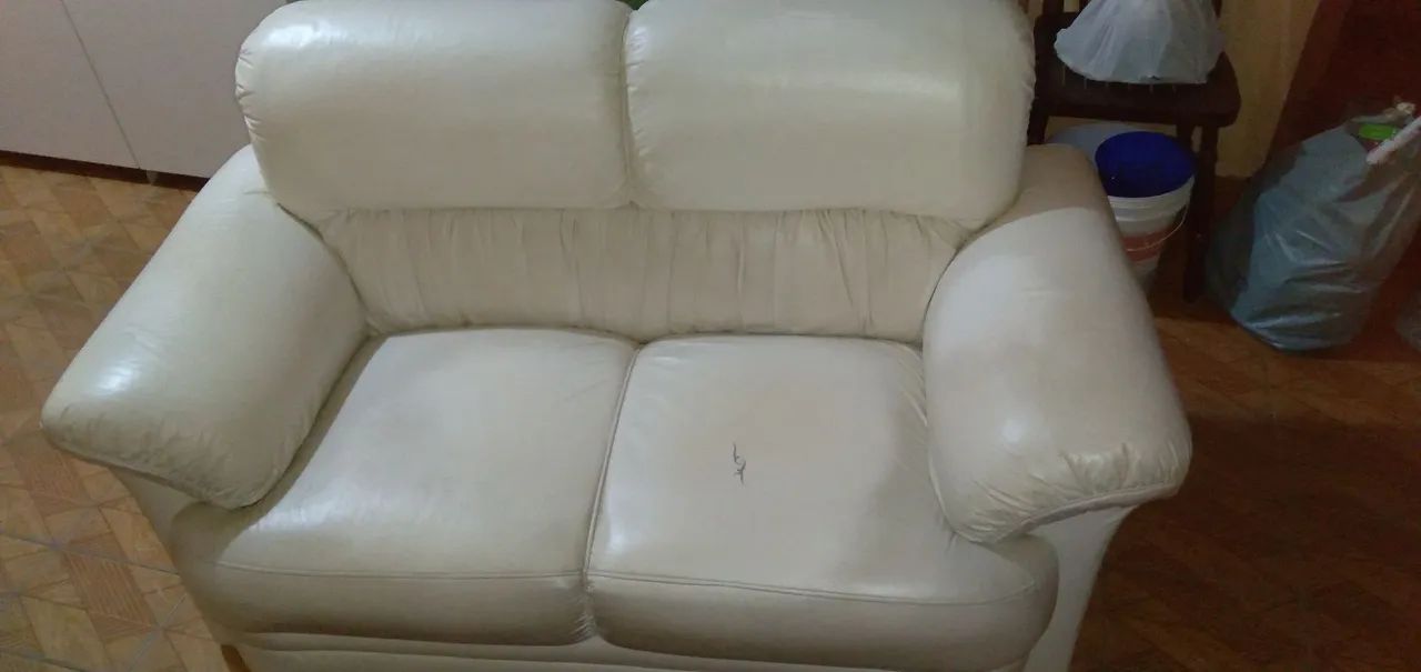 2-Seater Leather Sofa470064907514685440