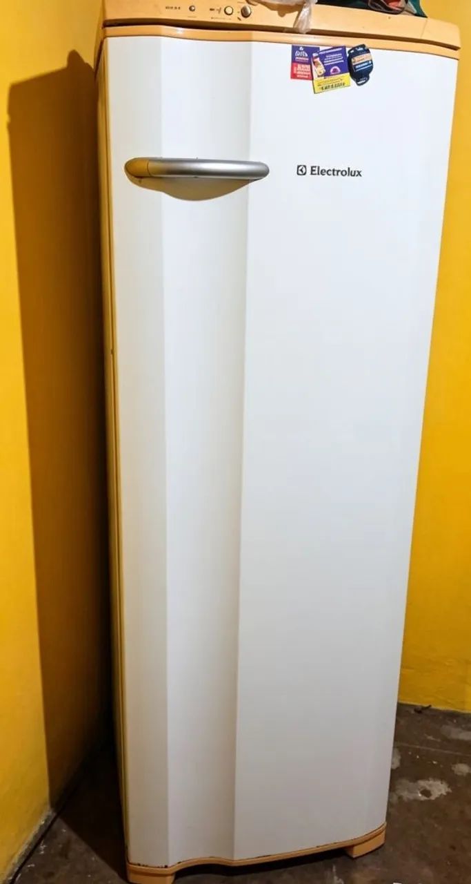 Geladeira eletrolux boa - Foto 4