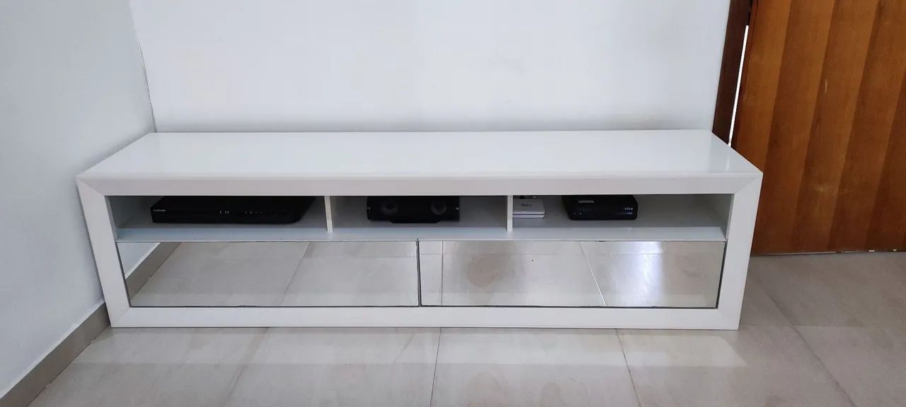 Rack  Tok&Stok  com 2 gavetas espelhadas