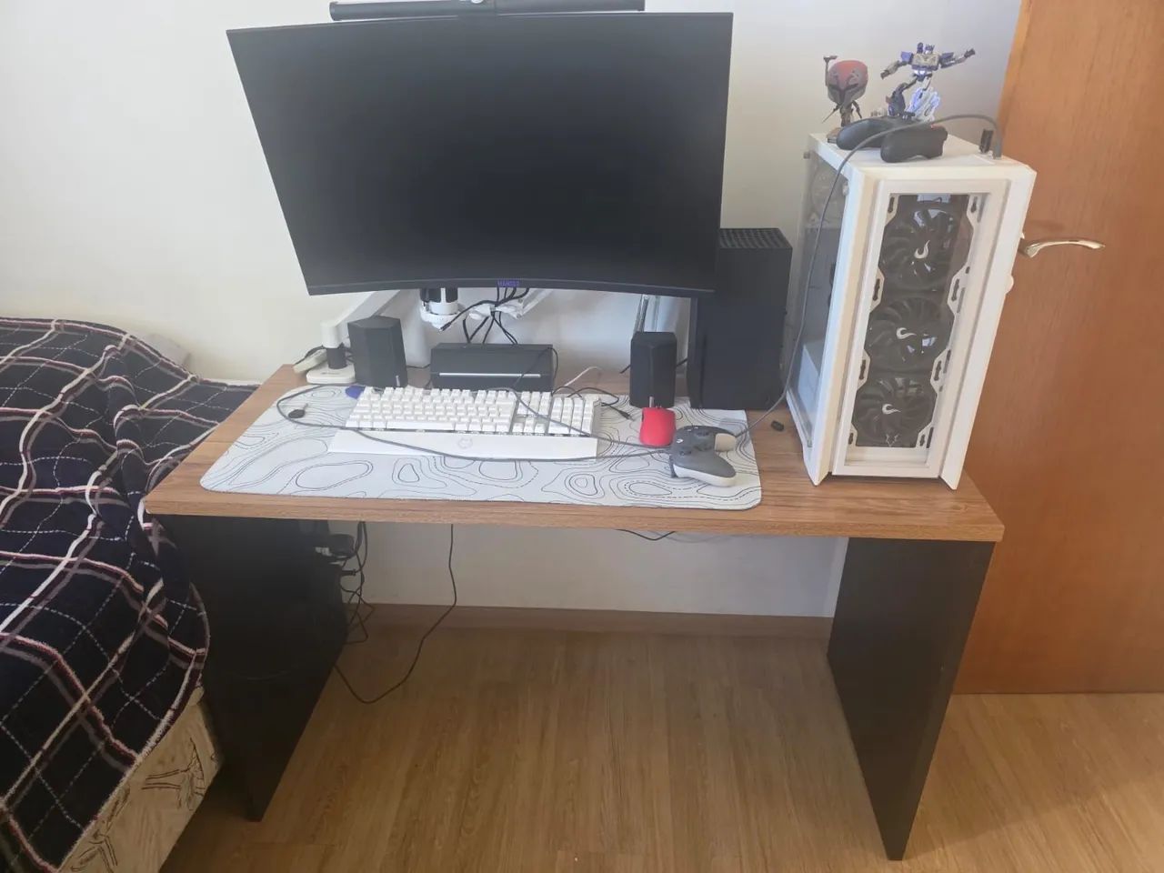Vendo mesa de estudo/trabalho - Foto 2