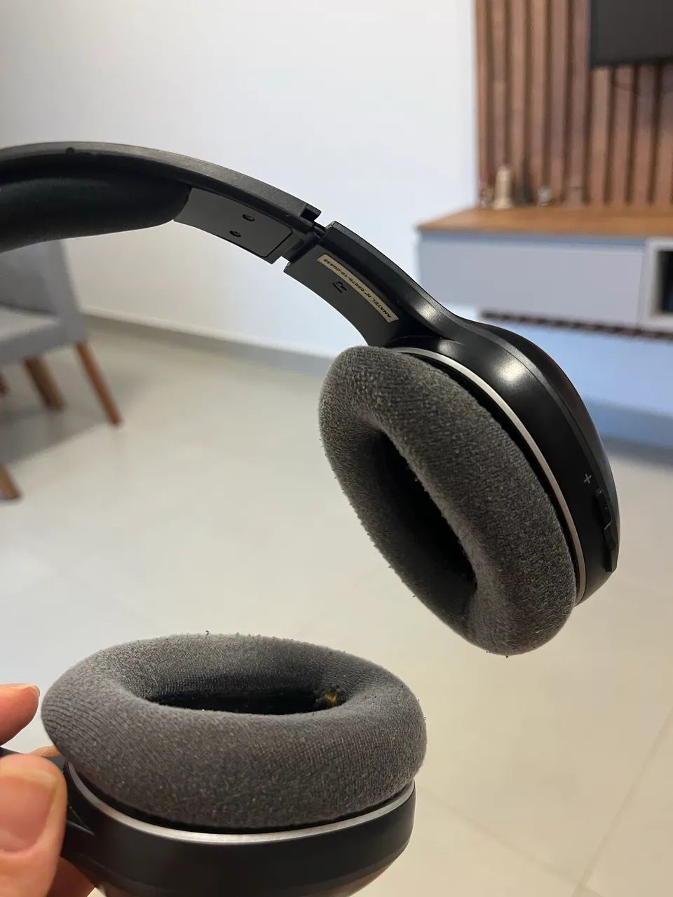 Fone de ouvido Bluetooth edifier  - Foto 2