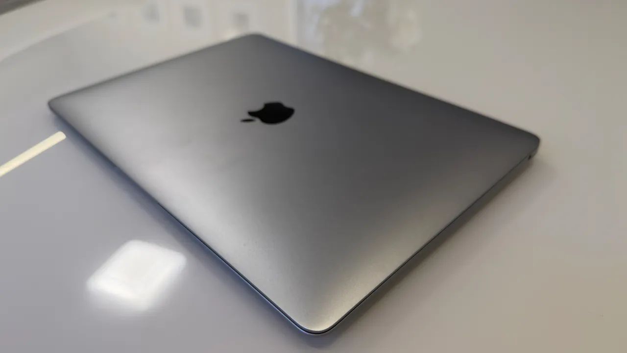 MacBook Air 2020 Core I3 8gb 256gb  - Foto 3