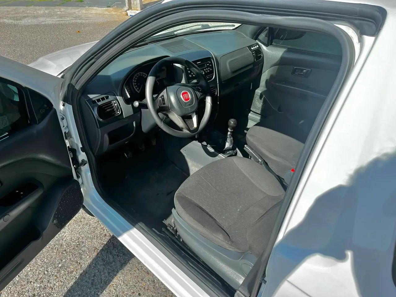 Fiat Strada Freedom 1.4 Flex 8V CS 2019 - Foto 5