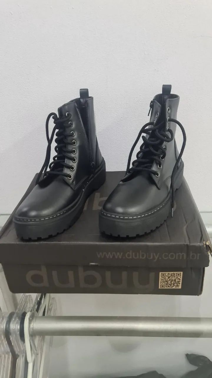 Coturno feminino