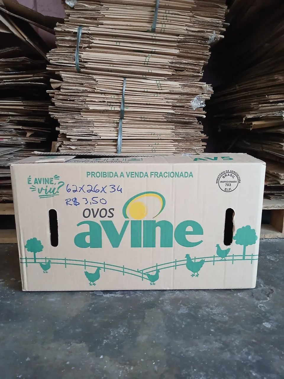 Caixa de papelão na oferta